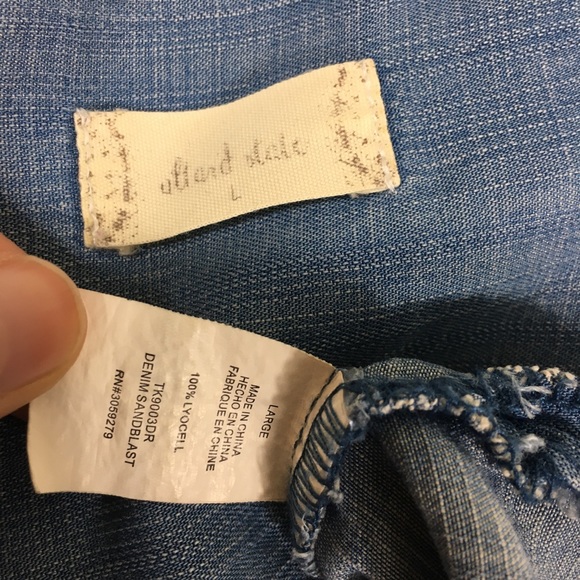 🛑🛑 SOLD!!Altard State Lyocell Button Front Dress - Picture 7 of 7